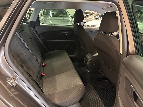 Vehicle Image 26