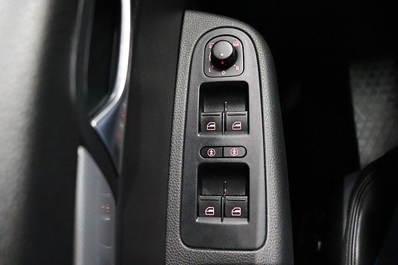 Vehicle Image 27