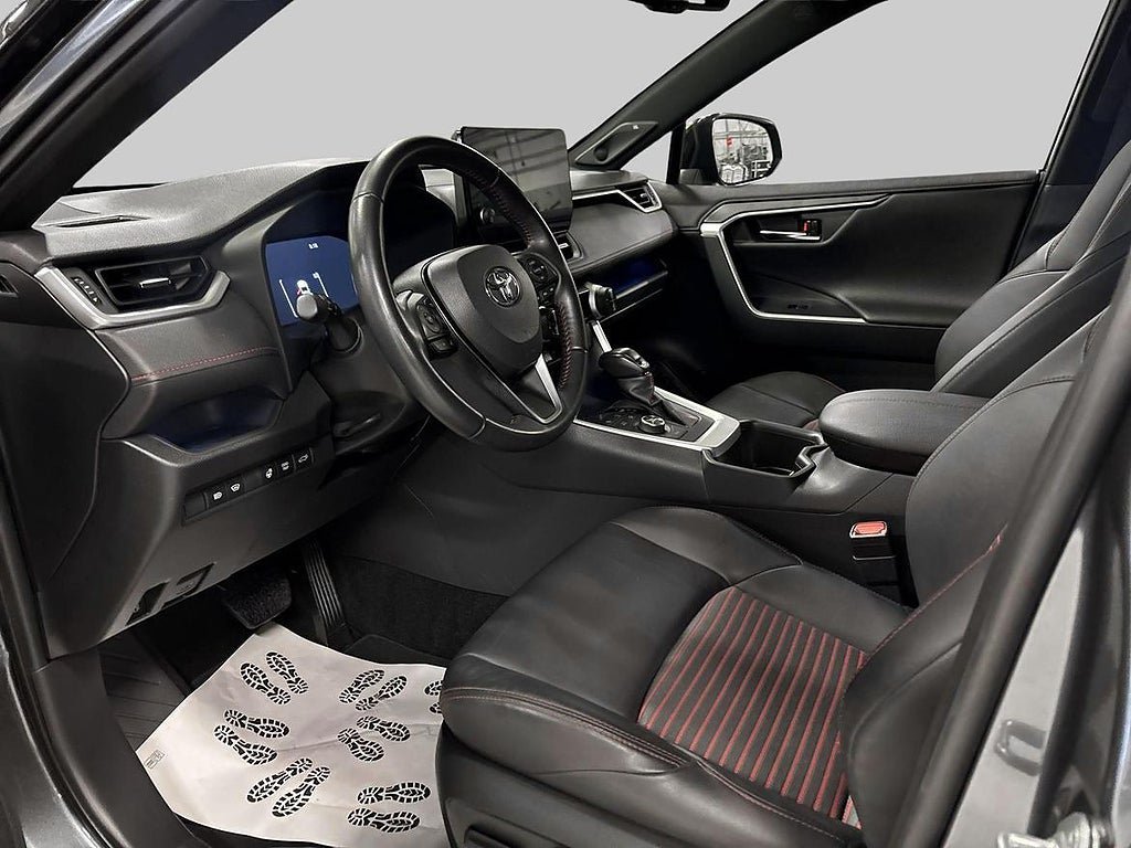 Vehicle Image 14