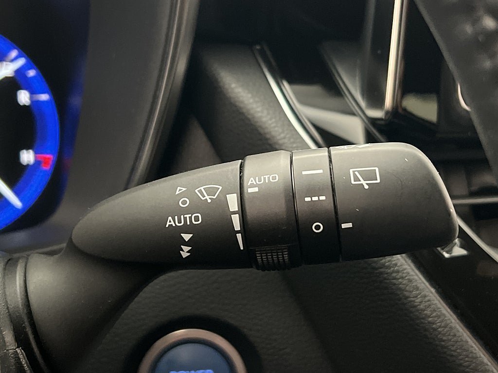 Vehicle Image 28
