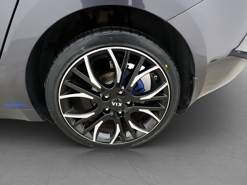 Vehicle Image 30