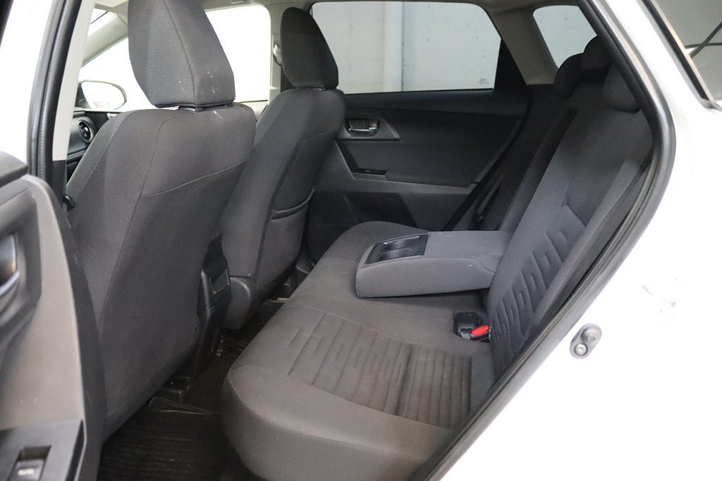 Vehicle Image 12