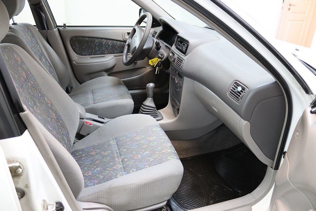 Vehicle Image 16