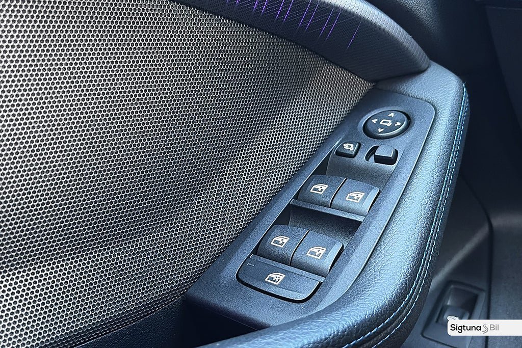 Vehicle Image 27