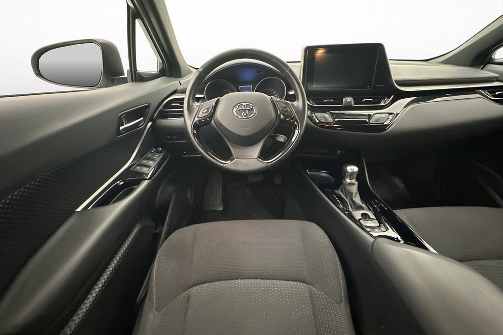 Vehicle Image 9