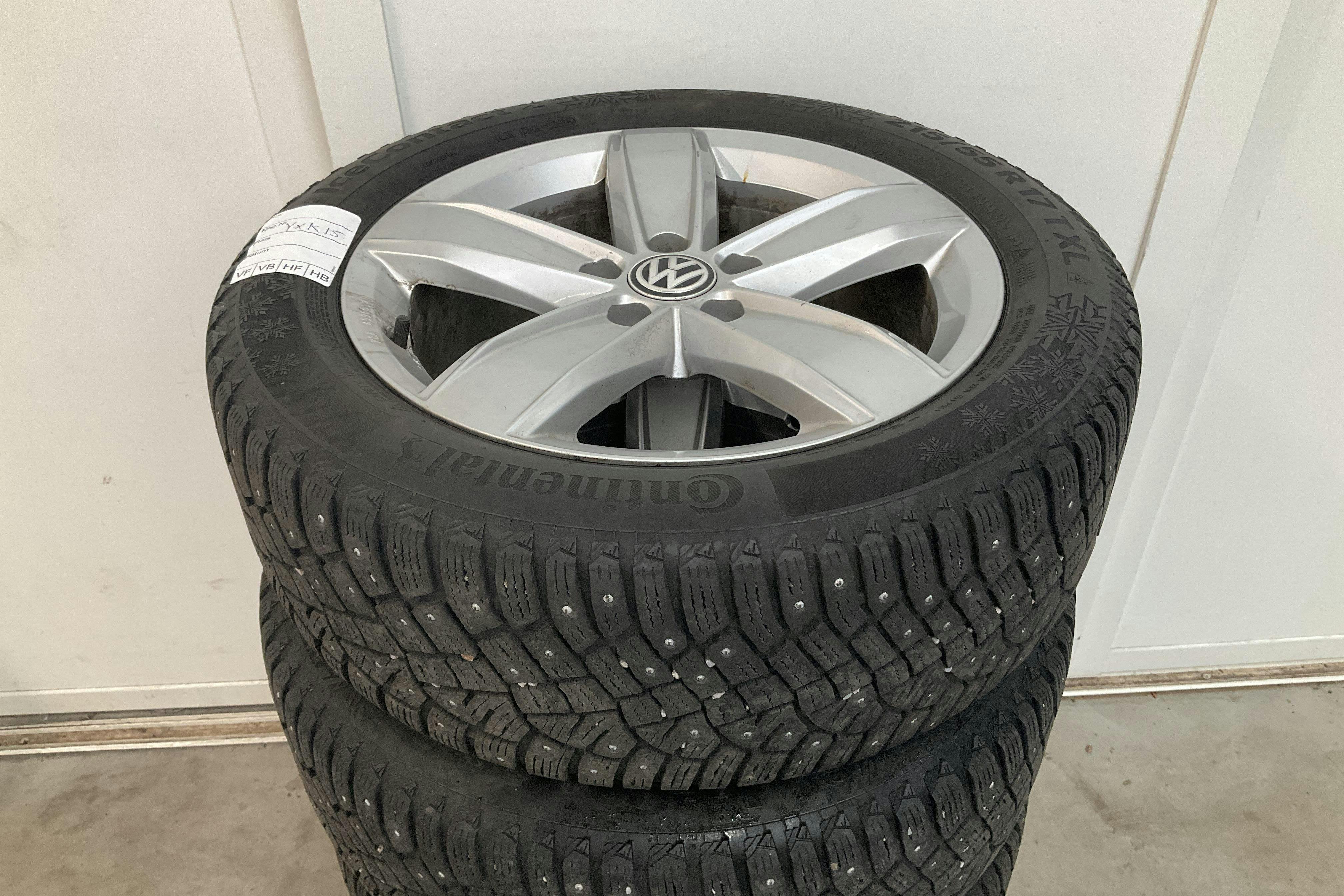 Vehicle Image 13