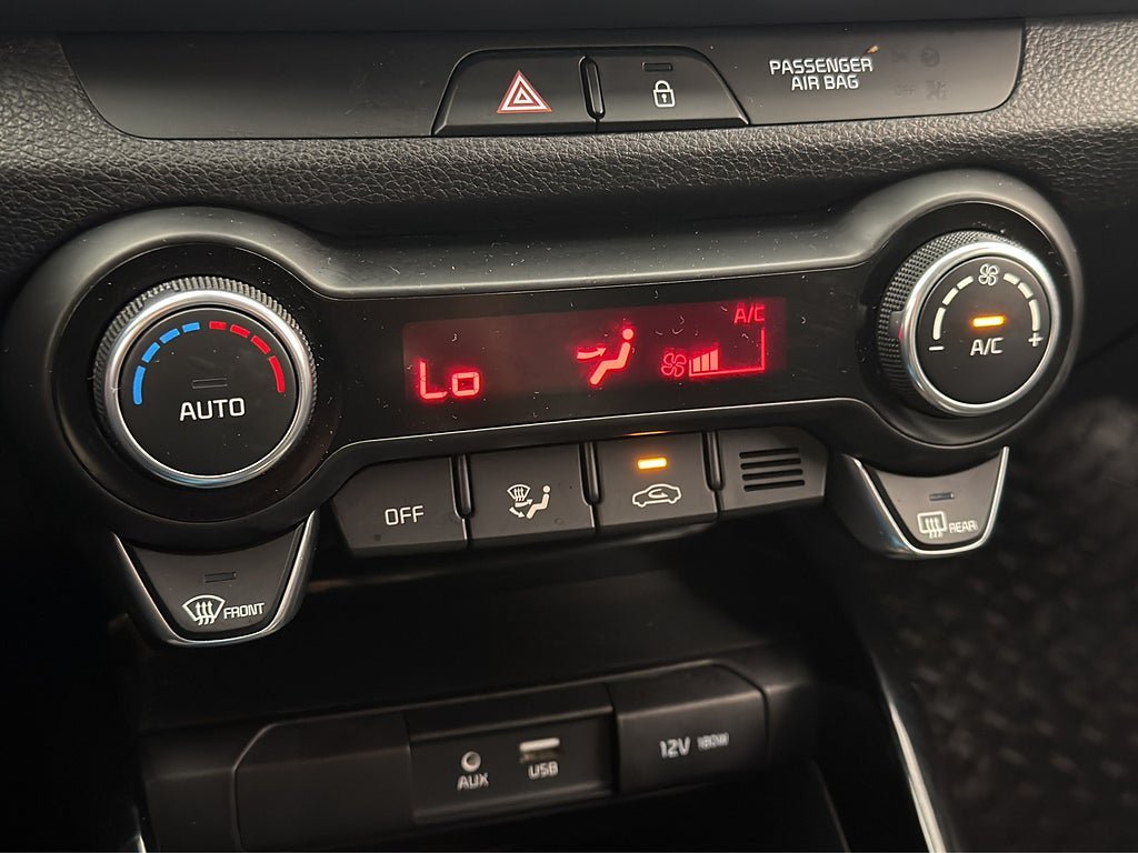 Vehicle Image 22