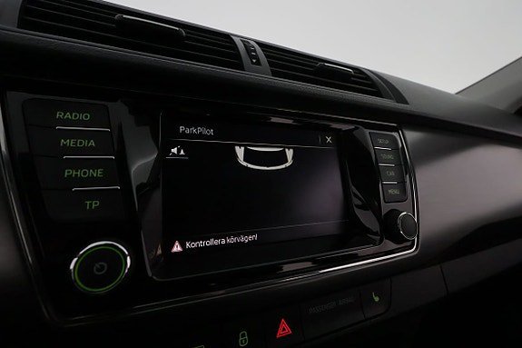 Vehicle Image 27