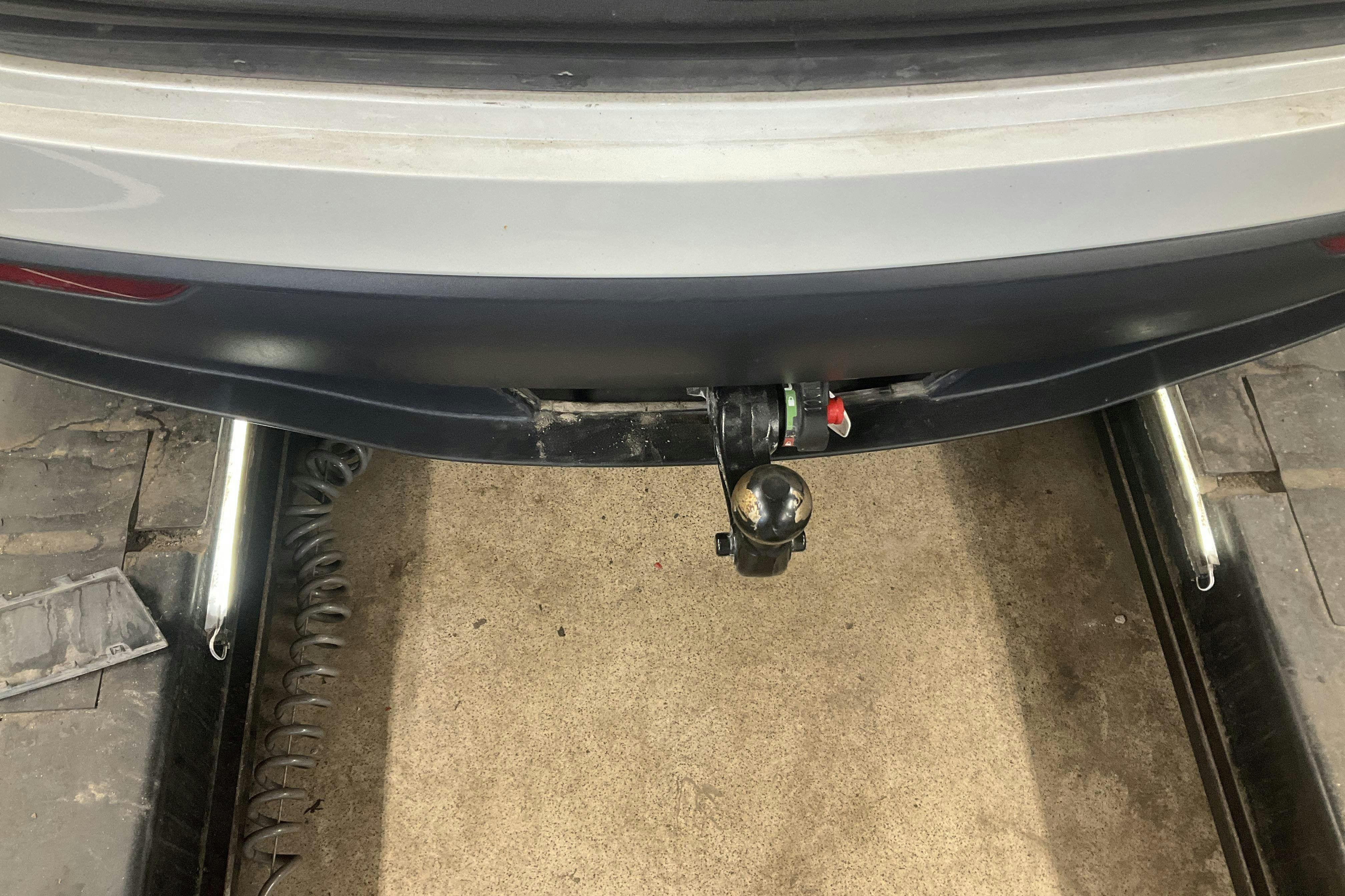 Vehicle Image 17
