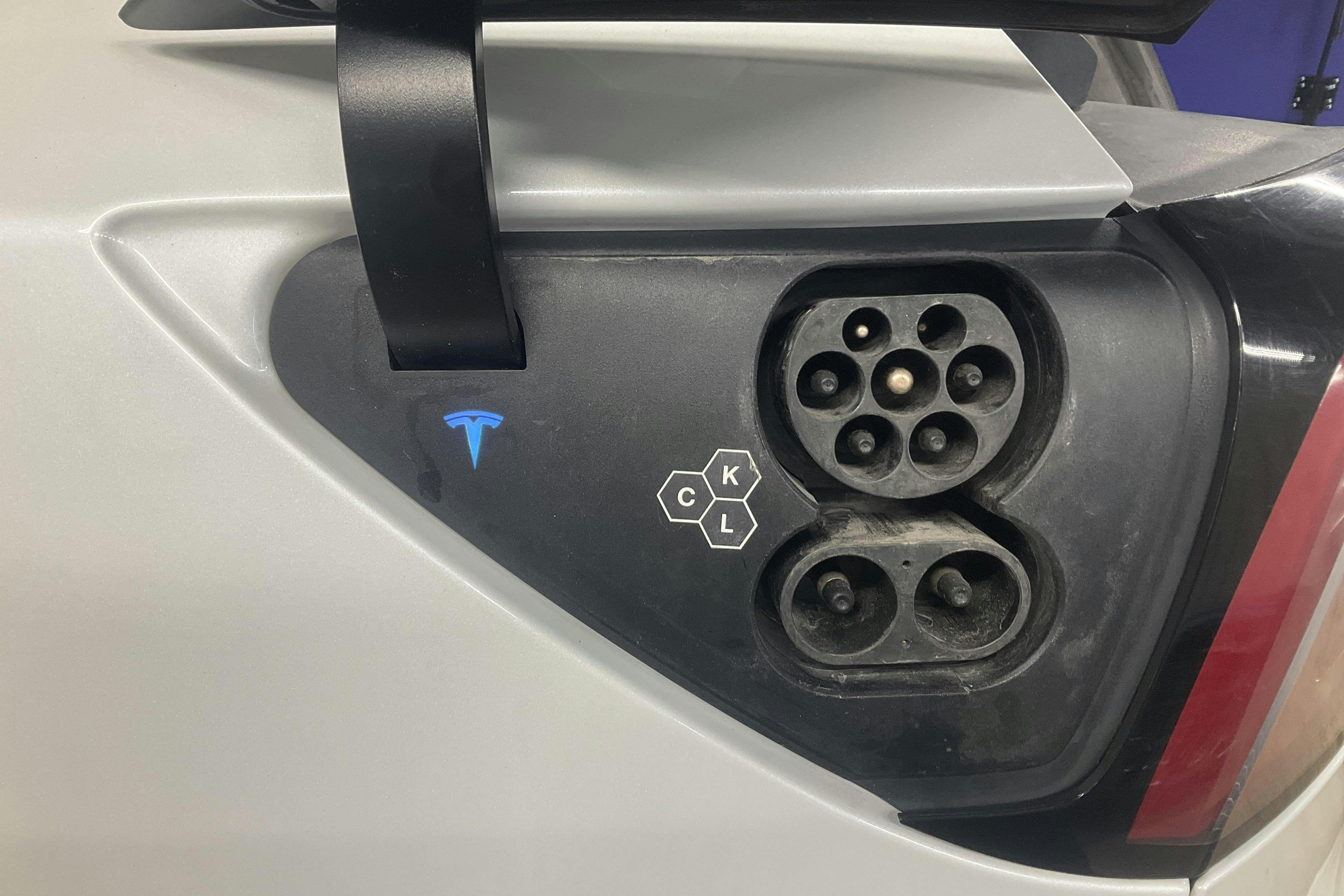 Vehicle Image 19