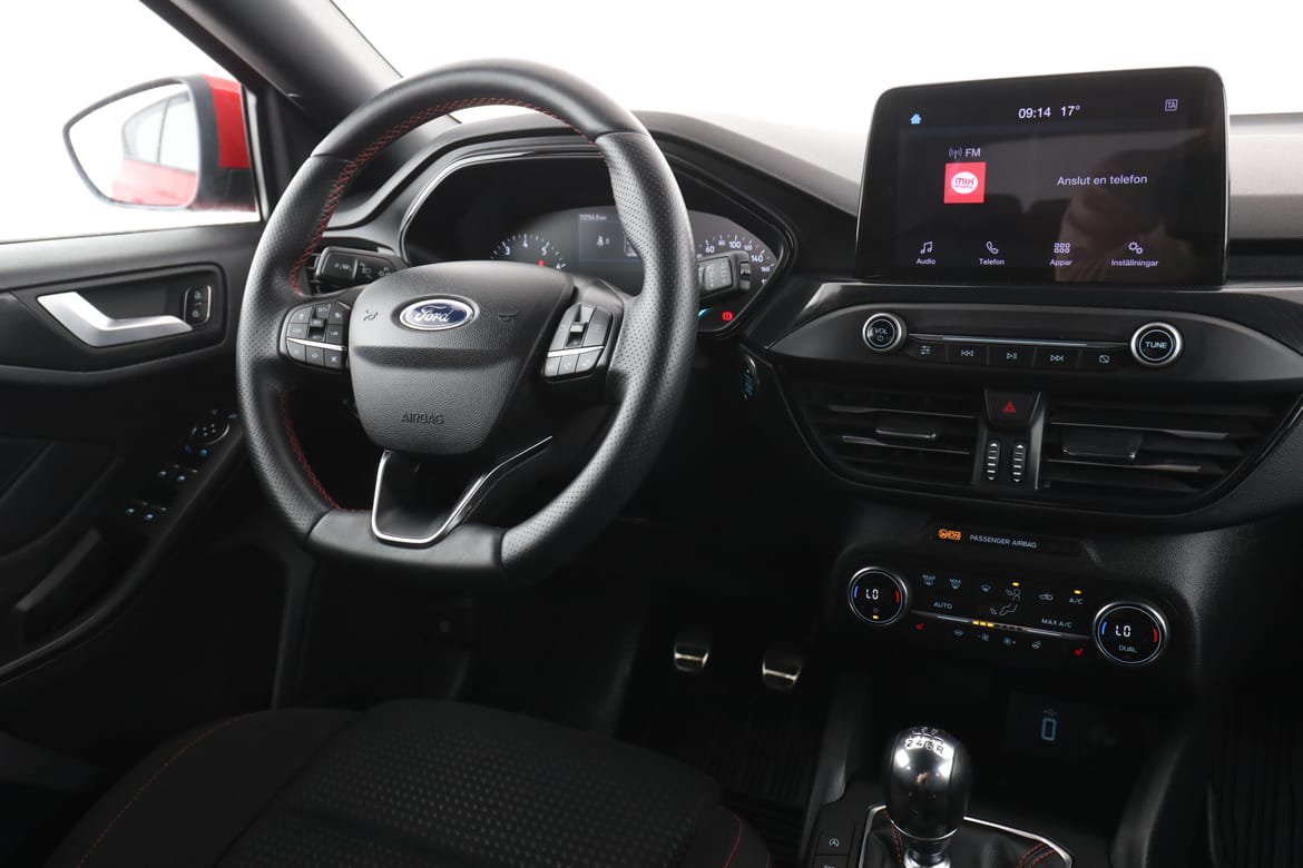 Vehicle Image 14