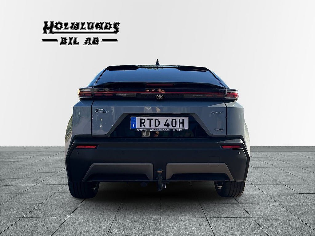 Vehicle Image 4
