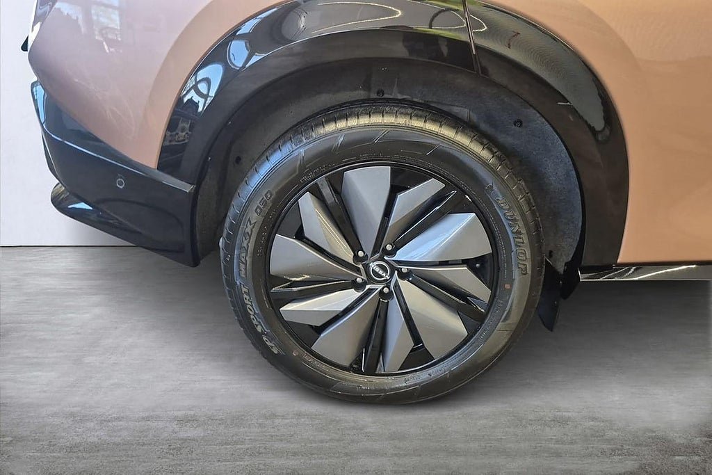 Vehicle Image 40