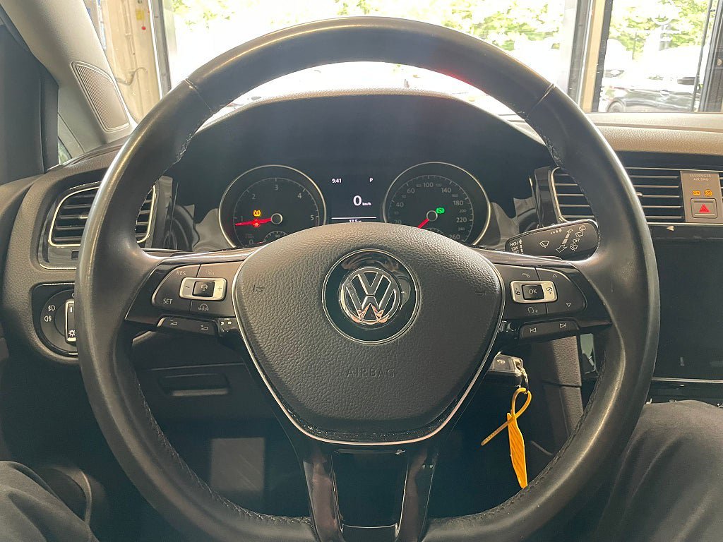 Vehicle Image 17