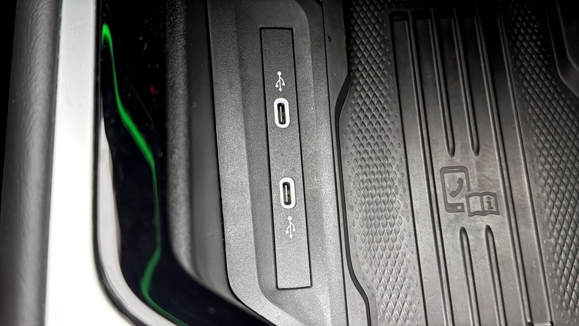 Vehicle Image 18
