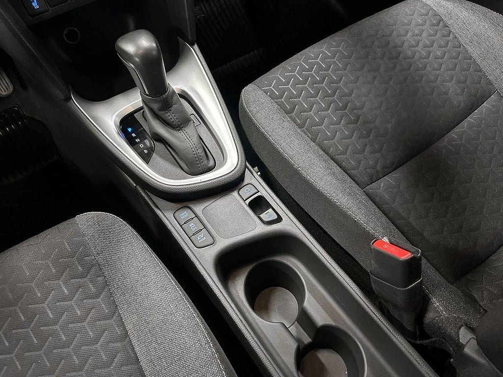 Vehicle Image 18