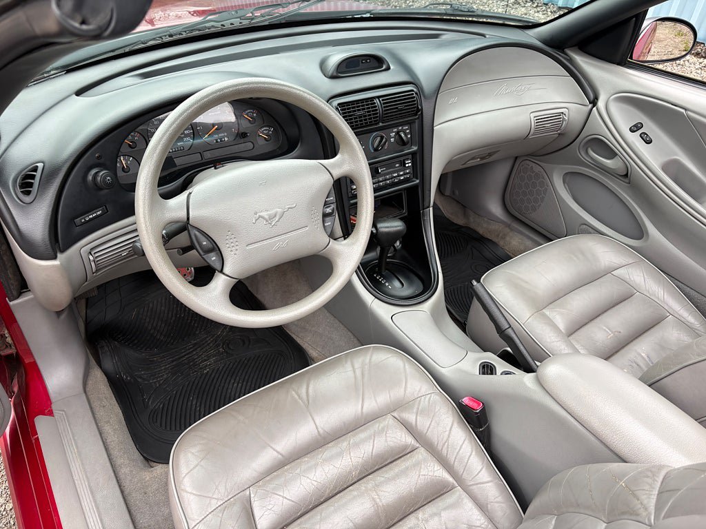 Vehicle Image 15