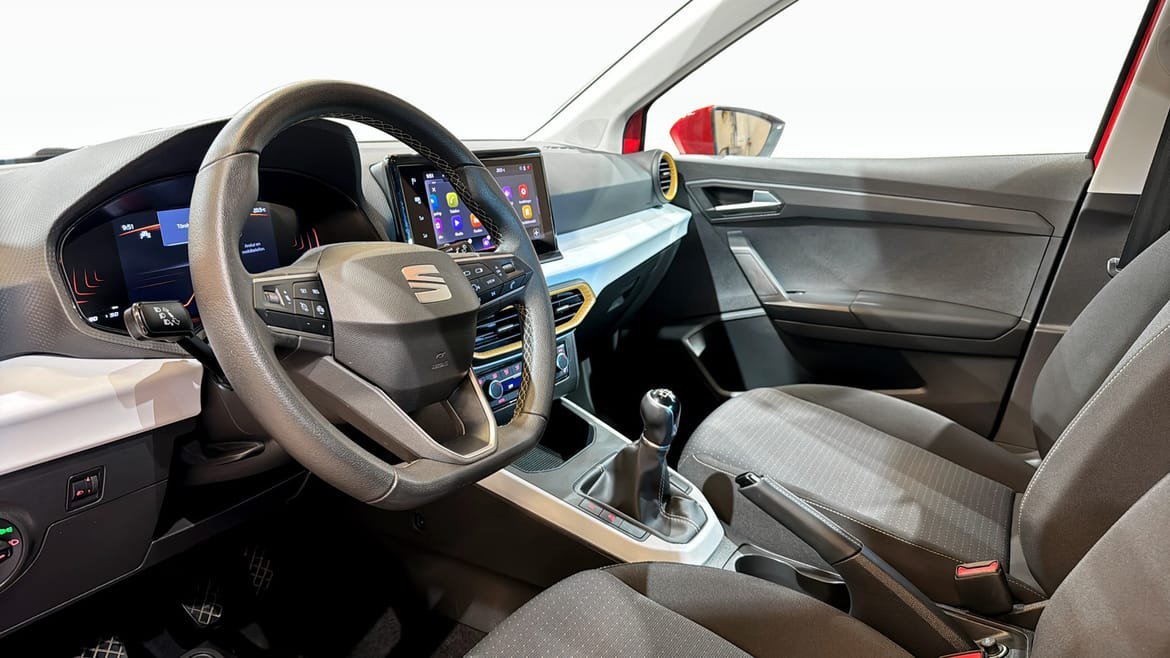 Vehicle Image 7