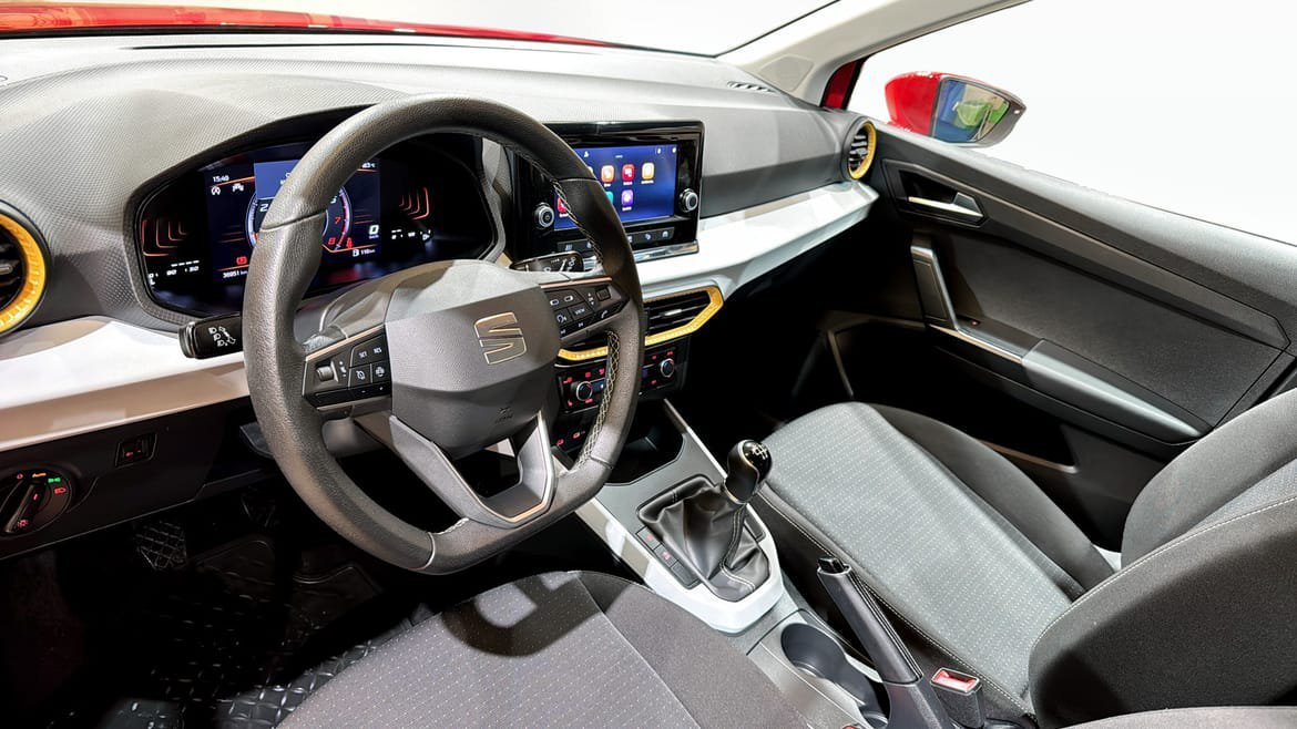 Vehicle Image 7