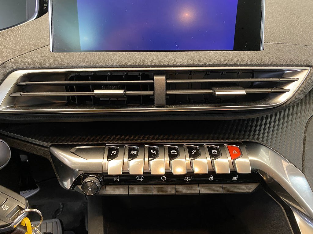 Vehicle Image 39