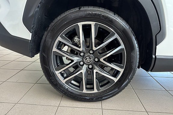 Vehicle Image 17