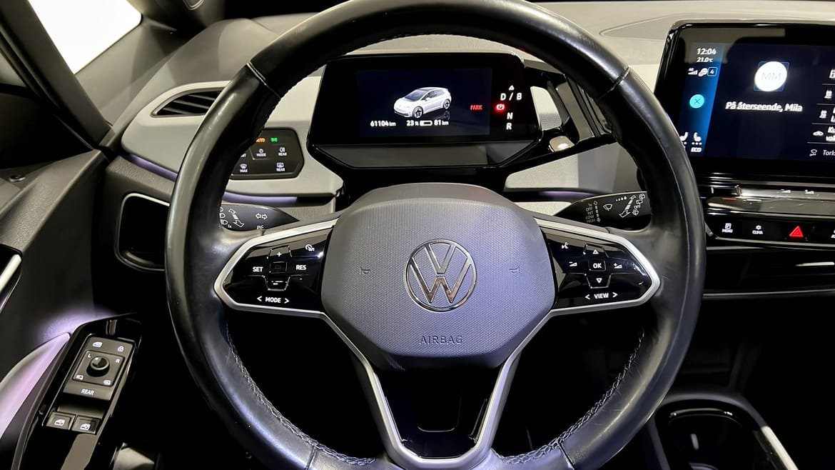 Vehicle Image 18