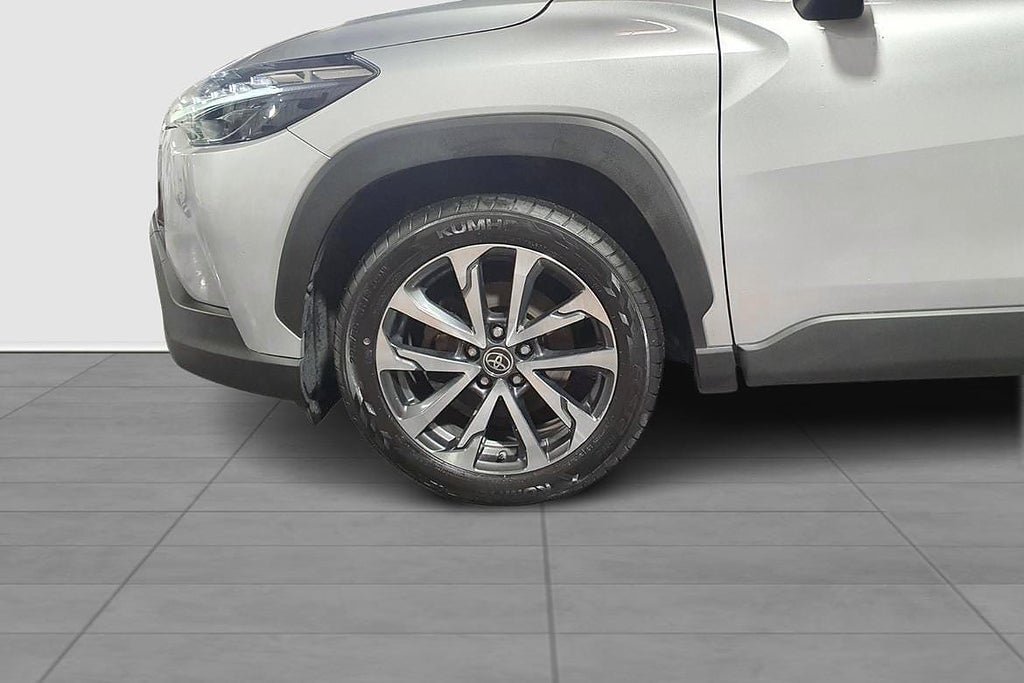 Vehicle Image 11