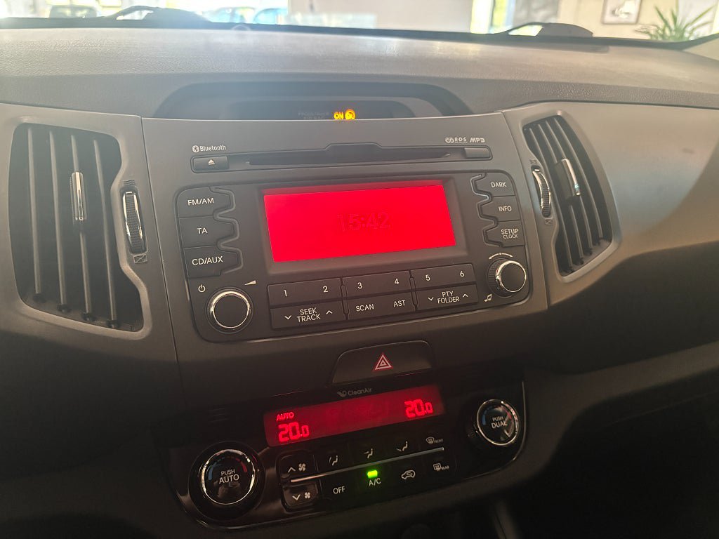 Vehicle Image 11