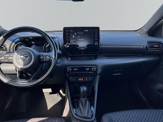 Vehicle Image 7