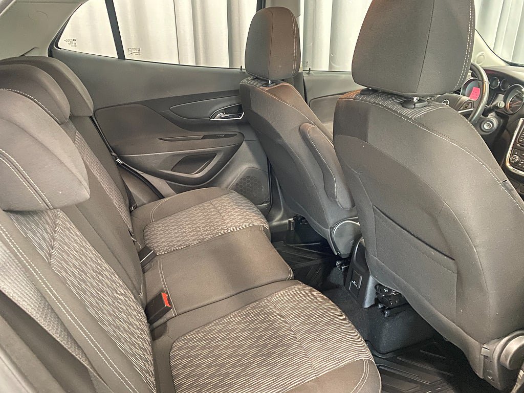 Vehicle Image 7