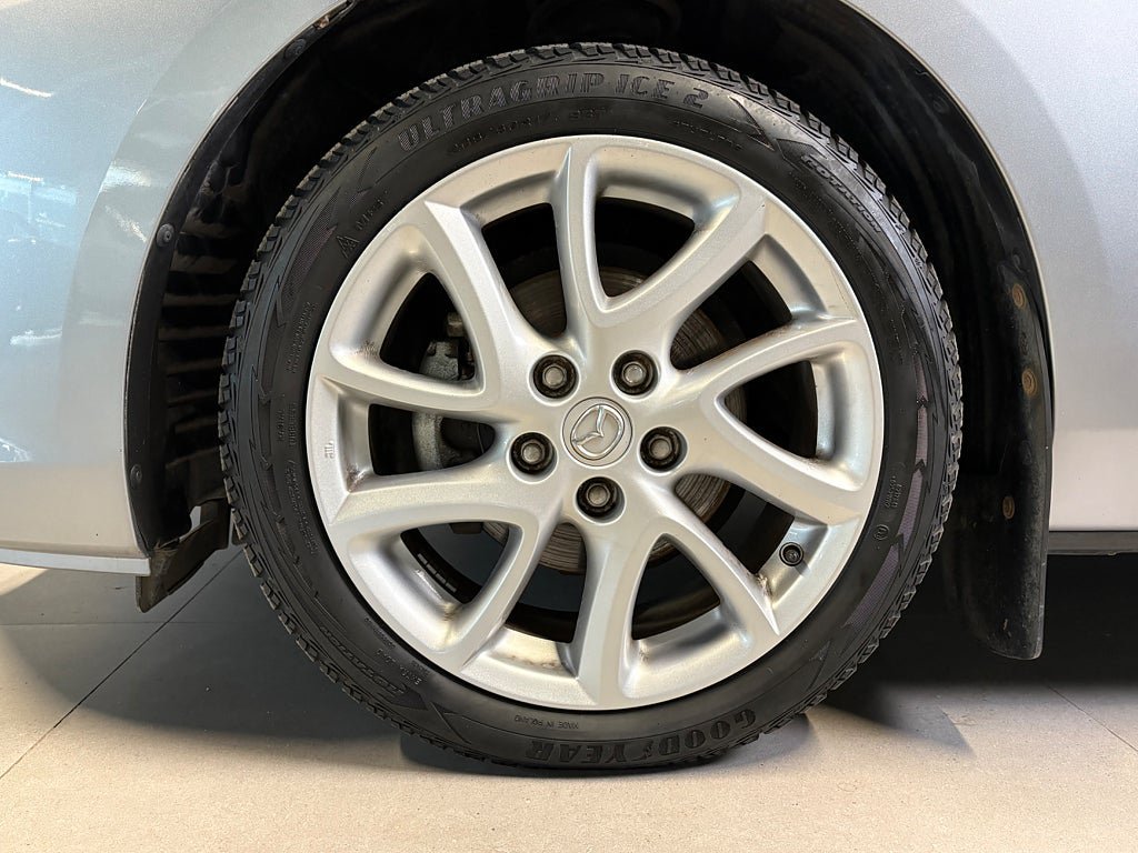 Vehicle Image 19