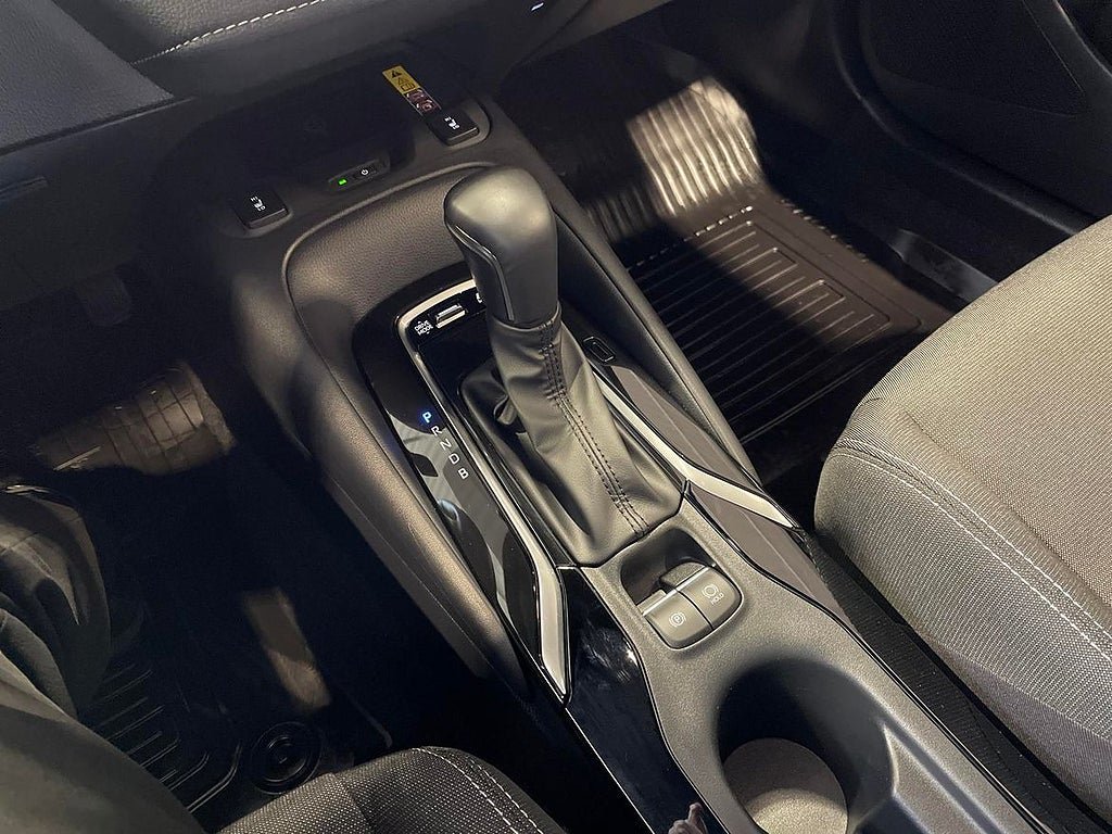Vehicle Image 36