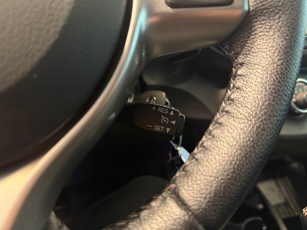 Vehicle Image 17