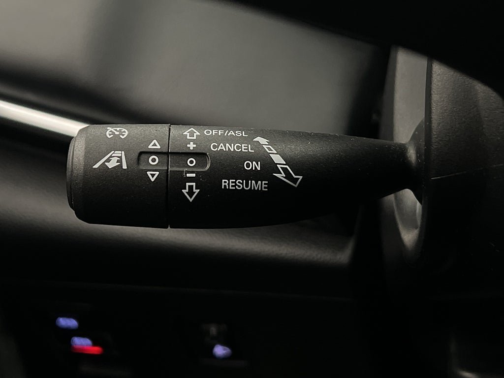 Vehicle Image 28