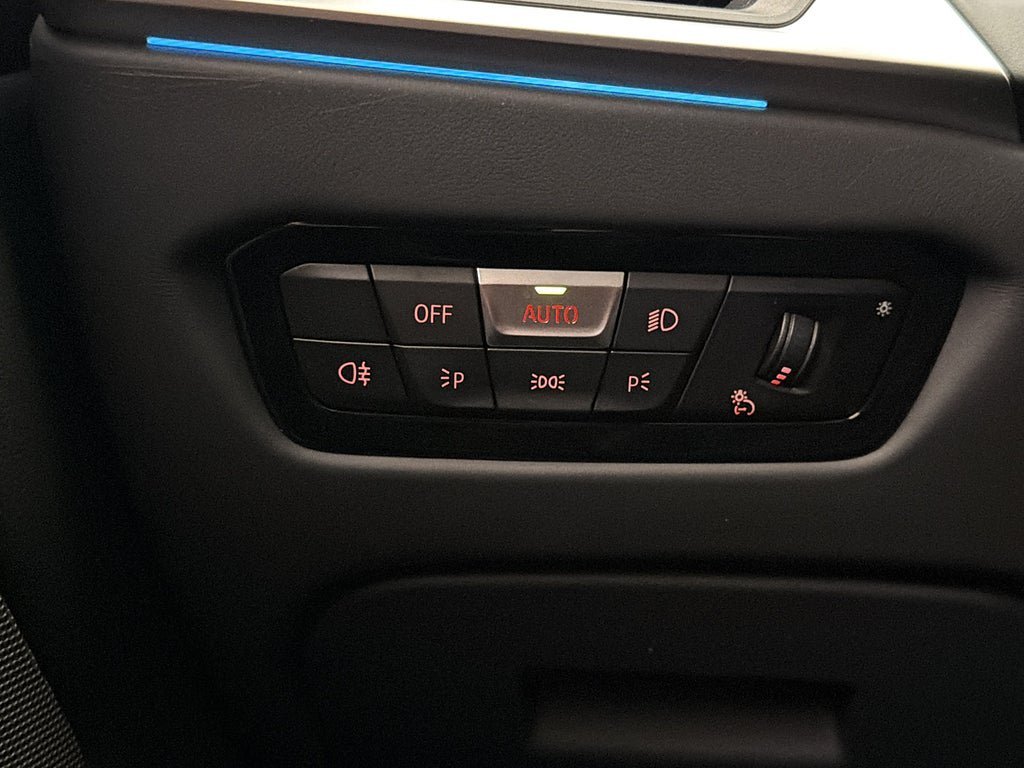 Vehicle Image 37