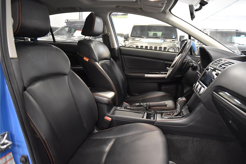 Vehicle Image 12