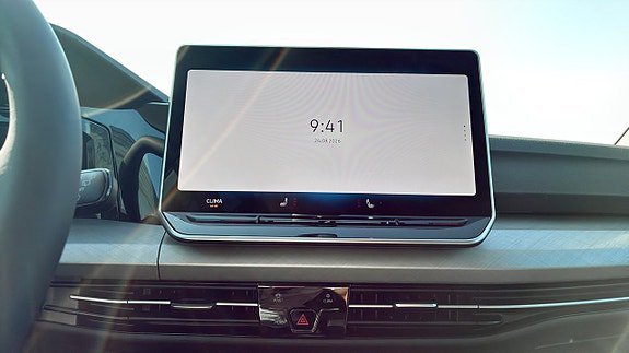 Vehicle Image 9