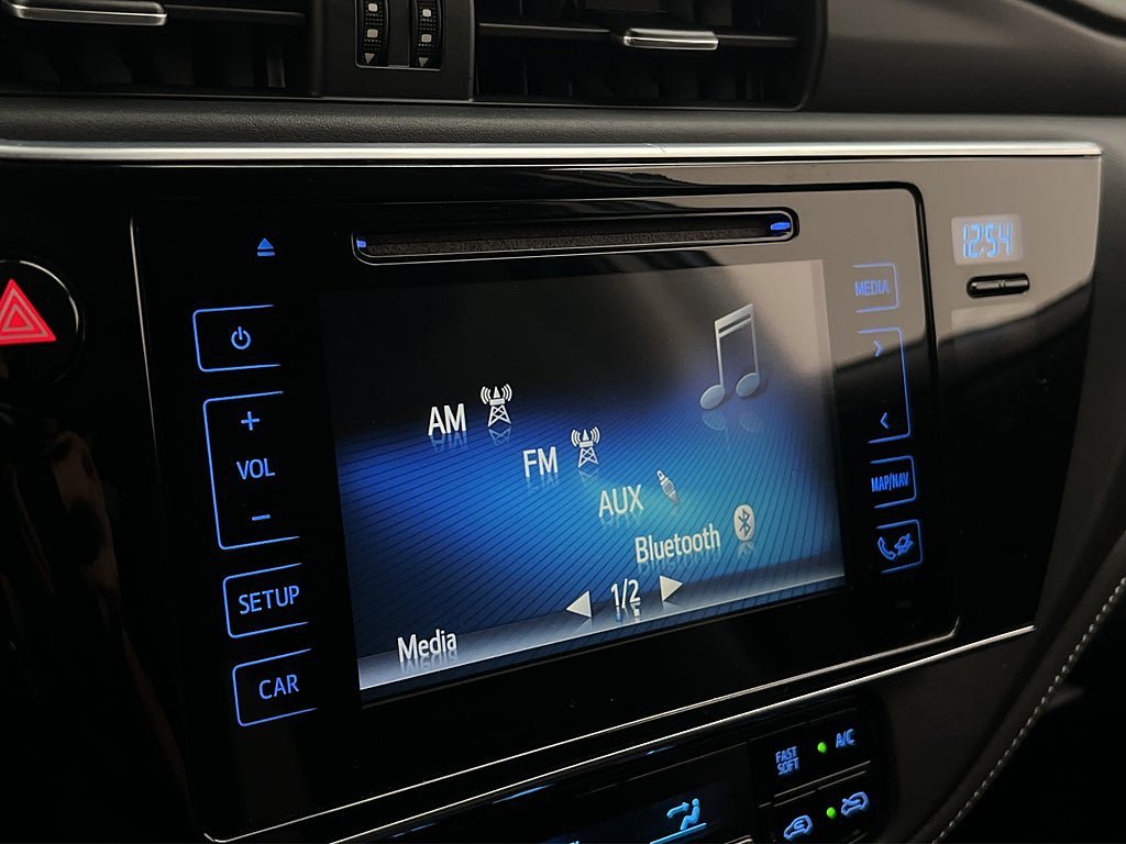Vehicle Image 21