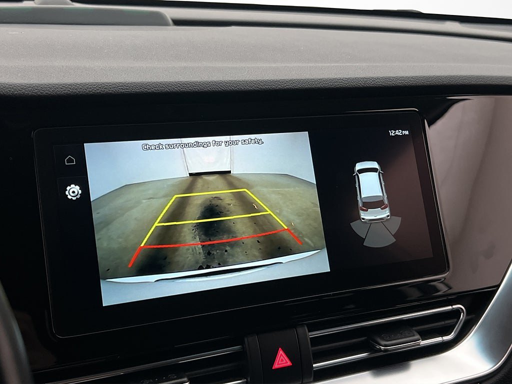 Vehicle Image 19