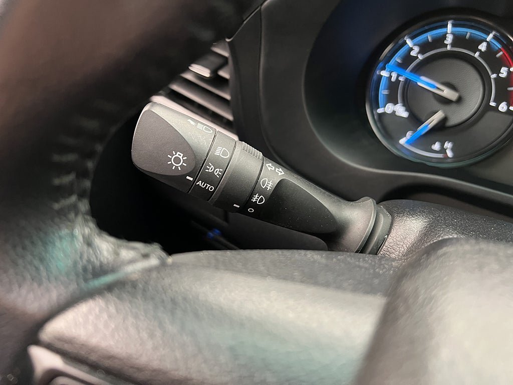 Vehicle Image 18
