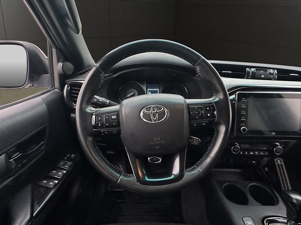 Vehicle Image 19