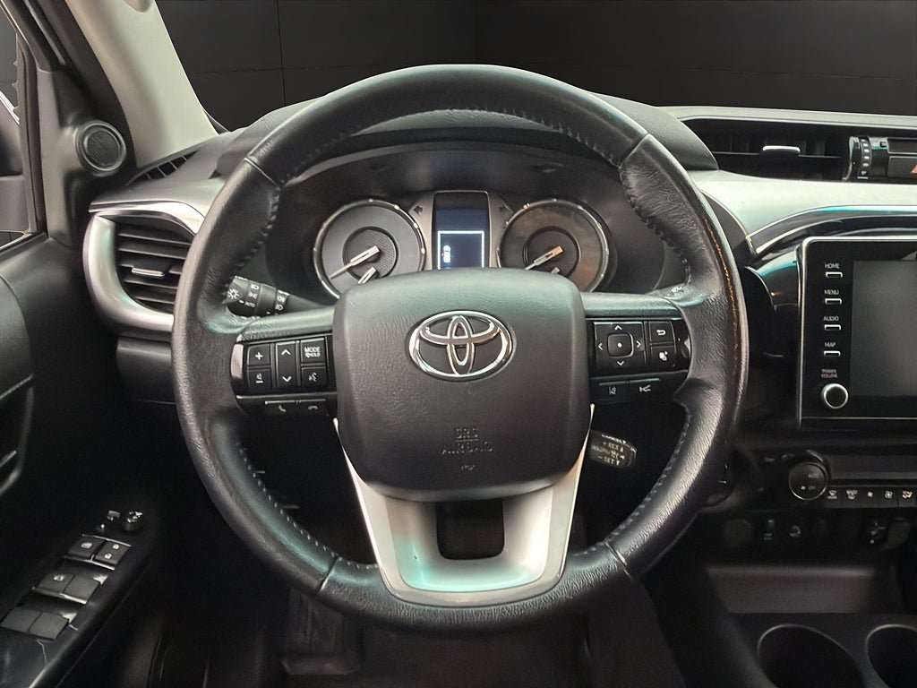 Vehicle Image 18