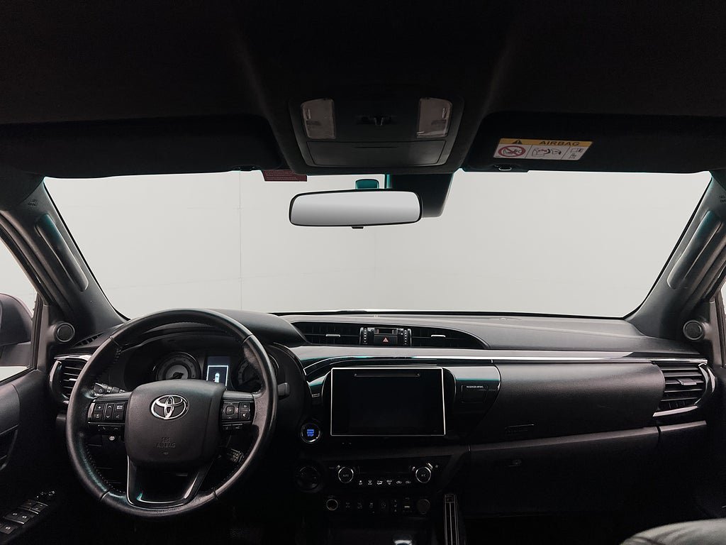 Vehicle Image 19