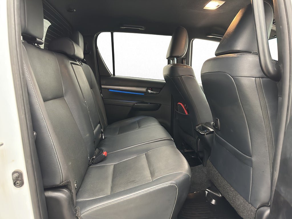 Vehicle Image 31