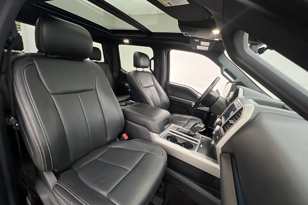 Vehicle Image 30