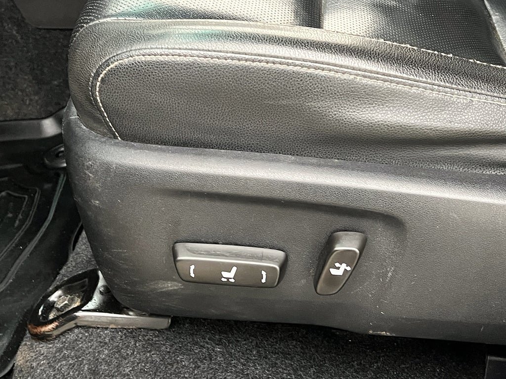 Vehicle Image 28