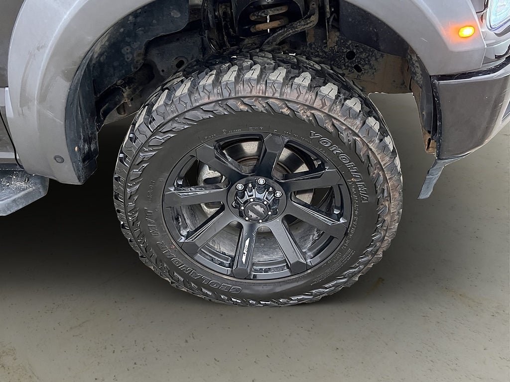 Vehicle Image 35