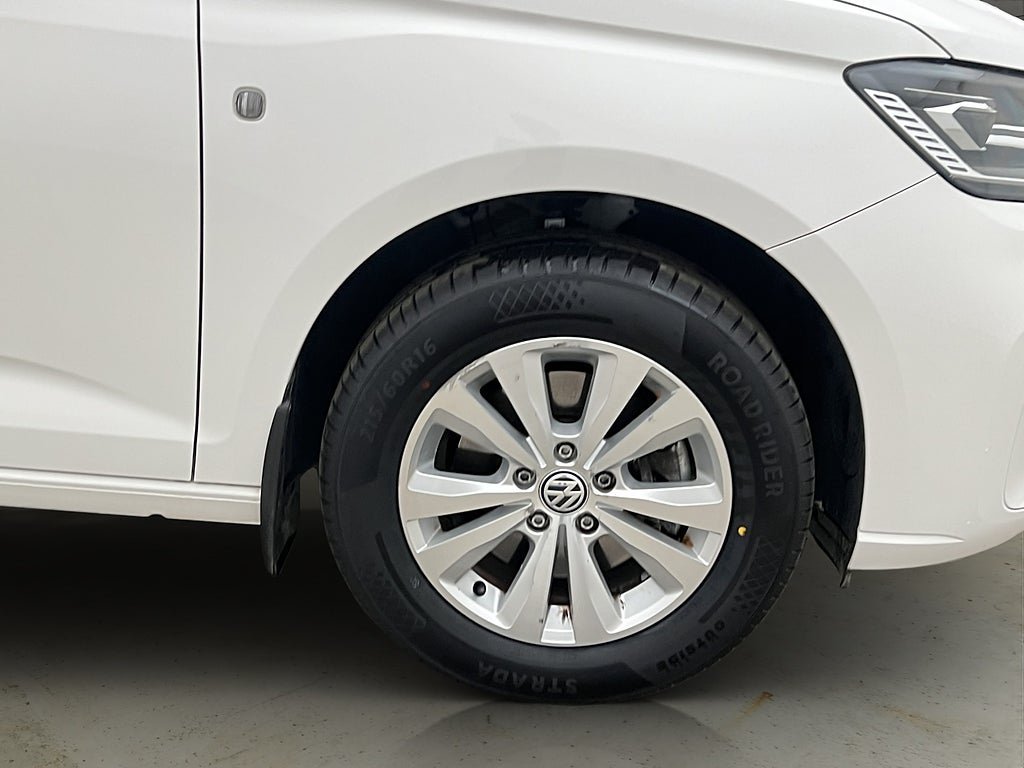 Vehicle Image 31