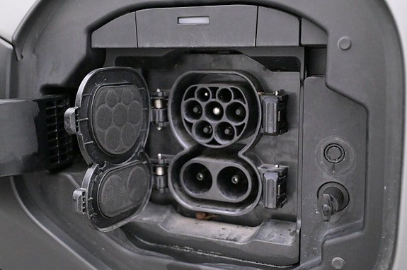 Vehicle Image 23