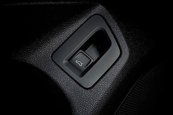 Vehicle Image 34